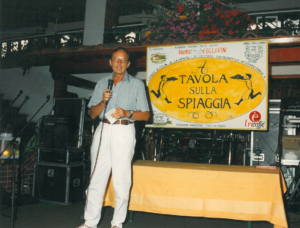1994 - Forte dei Marmi, La Capannina - Paolo Petroni, scrittore, e allora consigliere nazionale dell'Accademia Italiana della Cucina