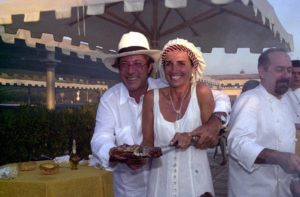 2001 - Forte dei Marmi, bagno Roma Levante - Sandro Vannucci e Daniela Soderi (2)